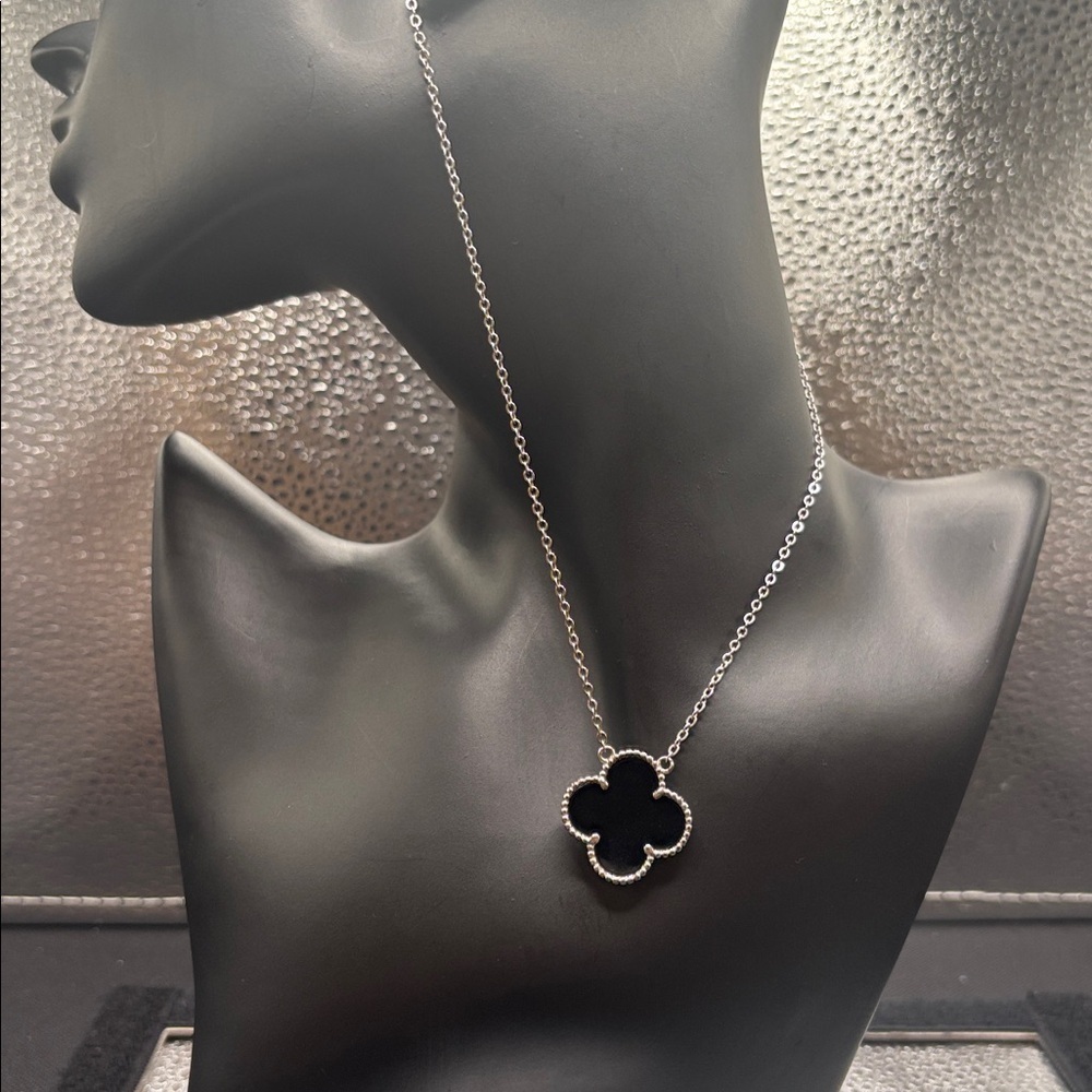 Sterling Silver Black Onyx Pendant Necklace